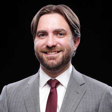 Adam Aukland-Peck | Davis Polk